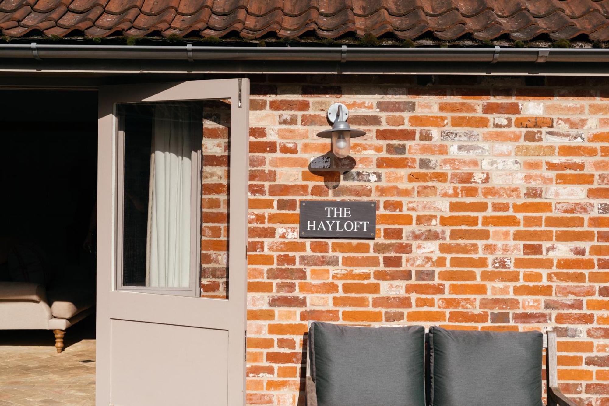 Retreat East Villa Ipswich Ngoại thất bức ảnh