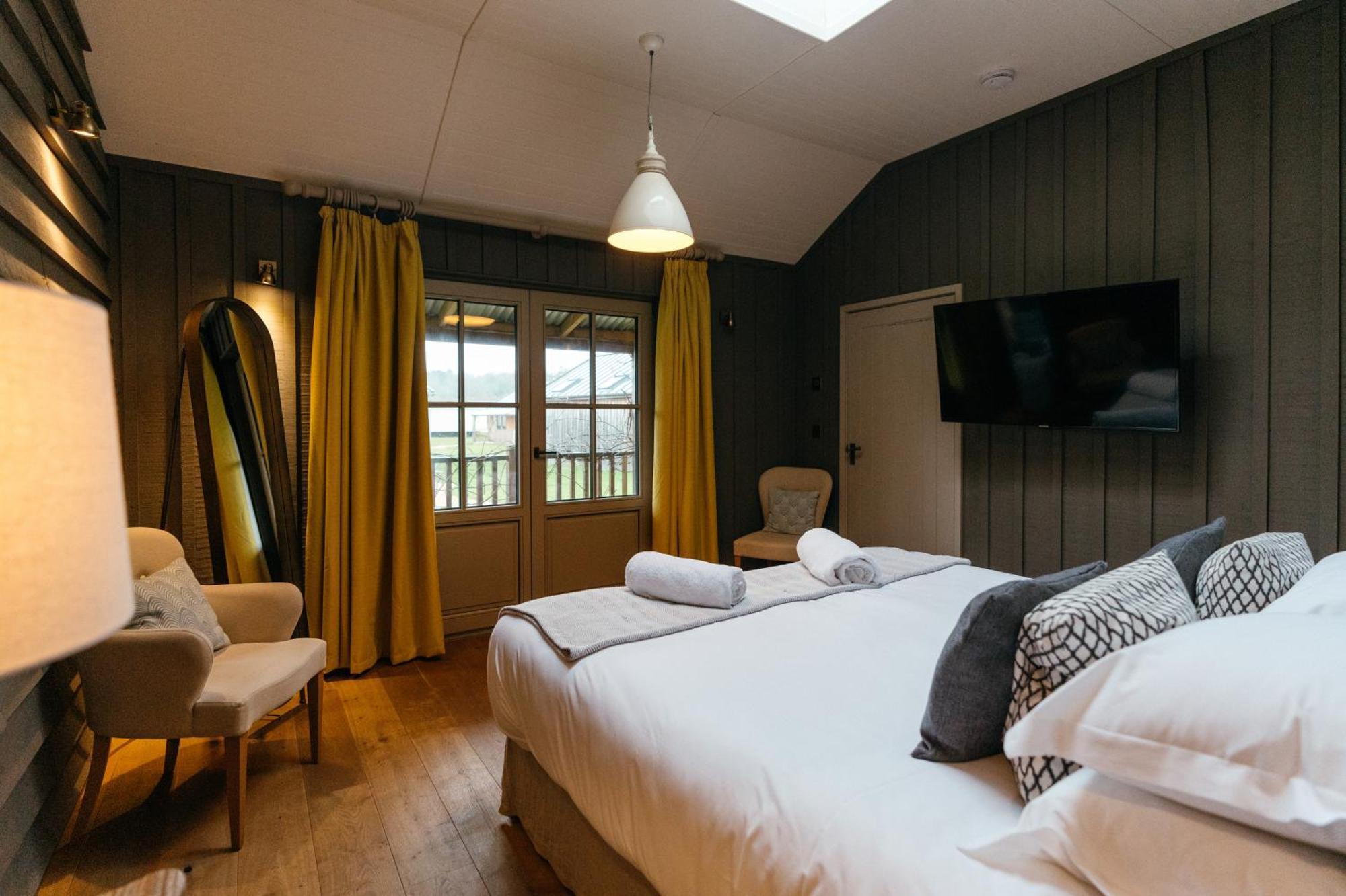 Retreat East Villa Ipswich Ngoại thất bức ảnh